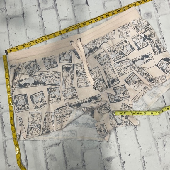 Disney Winnie the Pooh Sleep Shorts Thin Fleece Comic Print Draw String Waist - Picture 9 of 10